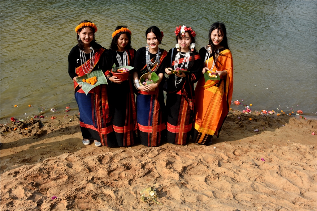 Bangladeş'te Biju festivali