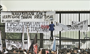 Demonstrasi mahasiswa tolak perpanjangan masa jabatan presiden 