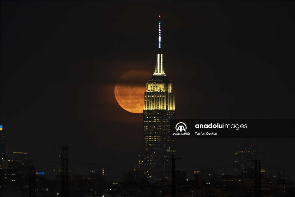 New York'ta dolunay