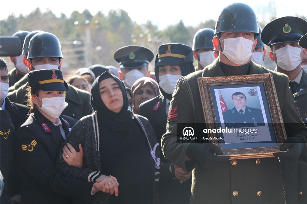 Şehit Piyade Teğmen Kaan Kanlıkuyu, Çankırı'da son yolculuğuna uğurlandı