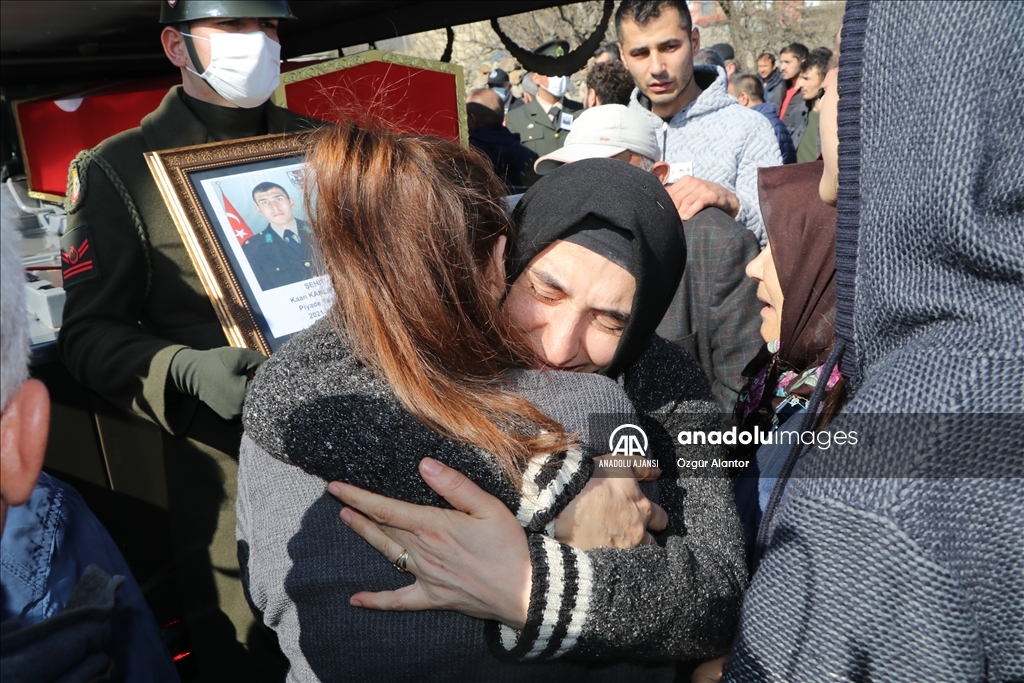 Şehit Piyade Teğmen Kaan Kanlıkuyu, Çankırı'da son yolculuğuna uğurlandı