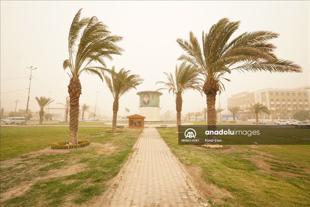 عاصفة رملية تضرب العراق