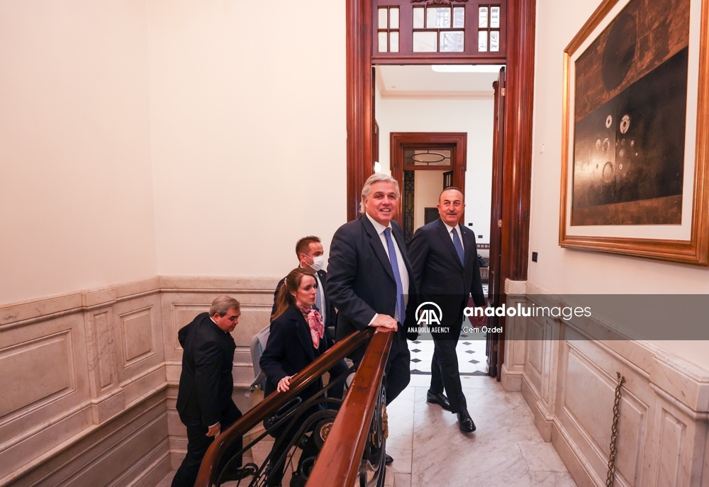 Así fue la visita del ministro de Exteriores de Turquía a Uruguay