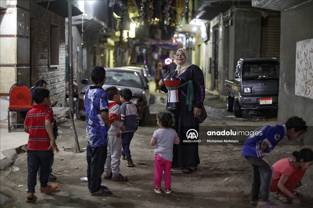 سحورك يا حلا يا أميرة يا أحلى ندا، سحورك يا عاطف وجودي