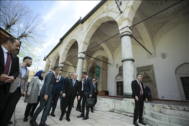 Sarajevo: Predsjednik parlamenta Turkiye Sentop i delegacija prošetali Baščaršijom 