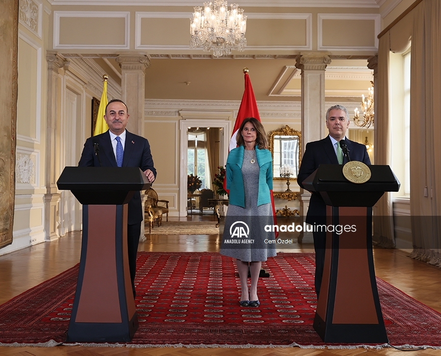 El ministro de Relaciones de Exteriores de Turquía,  Mevlut Cavusoglu, se reunió con el presidente de Colombia, Iván Duque Márquez