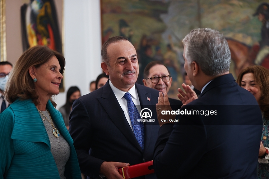 El ministro de Relaciones de Exteriores de Turquía,  Mevlut Cavusoglu, se reunió con el presidente de Colombia, Iván Duque Márquez