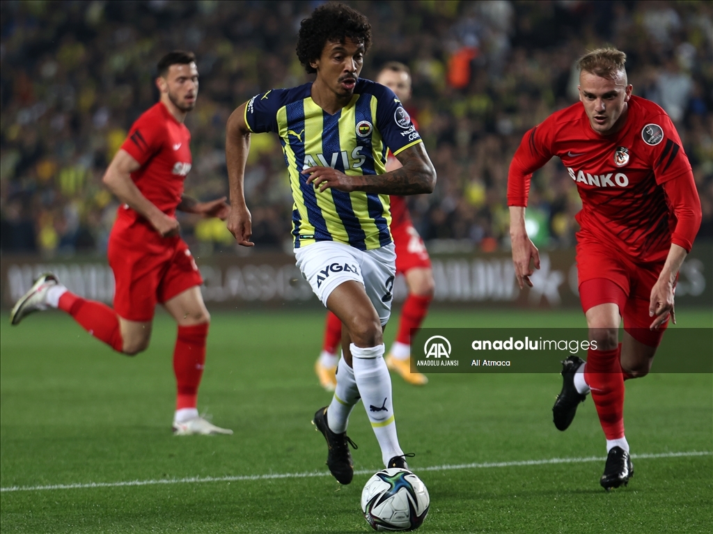 Fenerbahçe Sahasında Gaziantep FK'yi Mağlup Etti - Anadolu Ajansı