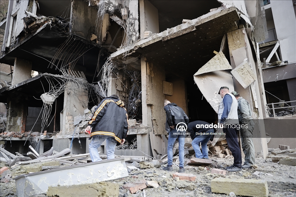 Ukrayna'nın başkenti Kiev'de sivillerin yaşadığı bina vuruldu
