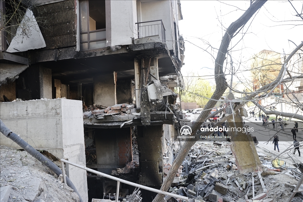 Ukrayna'nın başkenti Kiev'de sivillerin yaşadığı bina vuruldu