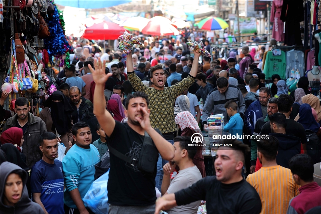Gazze'de ramazan bayramı arifesinde alışveriş hareketliliği