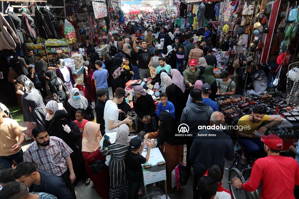 Gazze'de ramazan bayramı arifesinde alışveriş hareketliliği