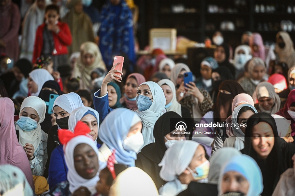 İtalya'da Ramazan Bayramı namazı kılındı​​​​​​​