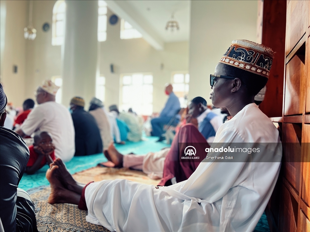 Uganda'da Ramazan Bayramı namazı kılındı