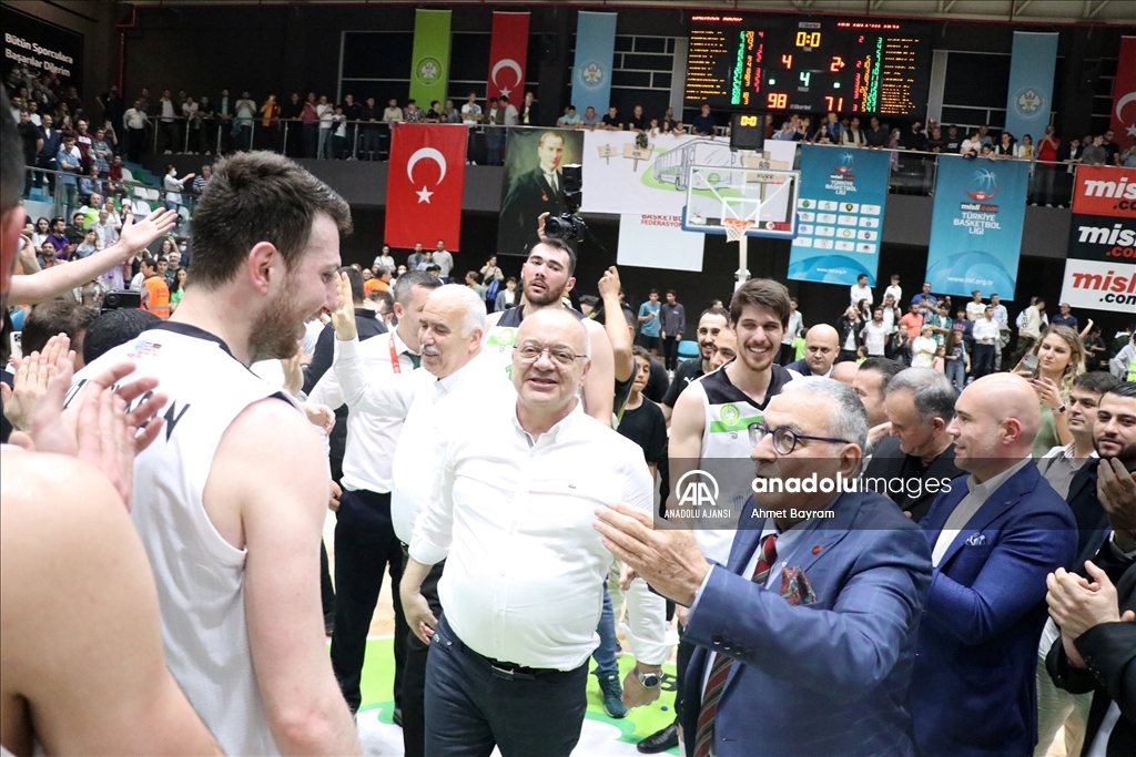 Manisa Büyükşehir Belediyespor, ING Basketbol Süper Ligi'ne yükselmeyi garantiledi