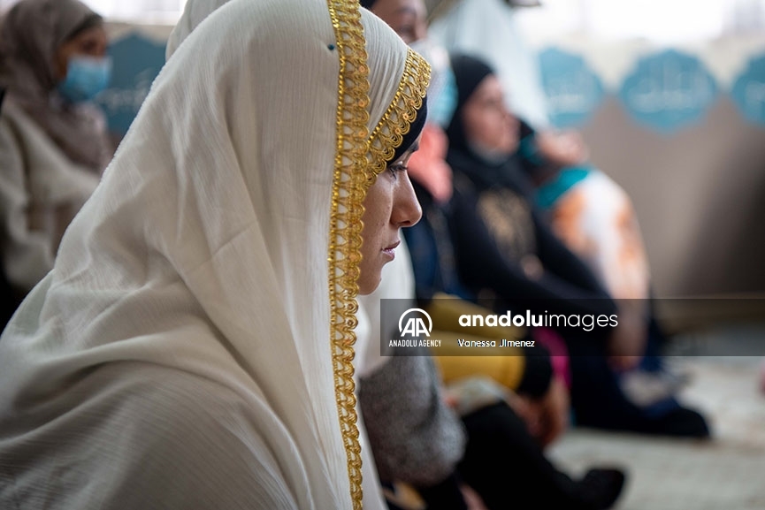 Las musulmanas en la celebración del Eid al-Fitr en Bogotá, Colombia 