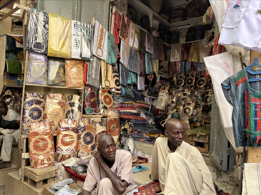 Tregu 600-vjeçar i Afrikës Perëndimore me plotë aktivitete biznesi