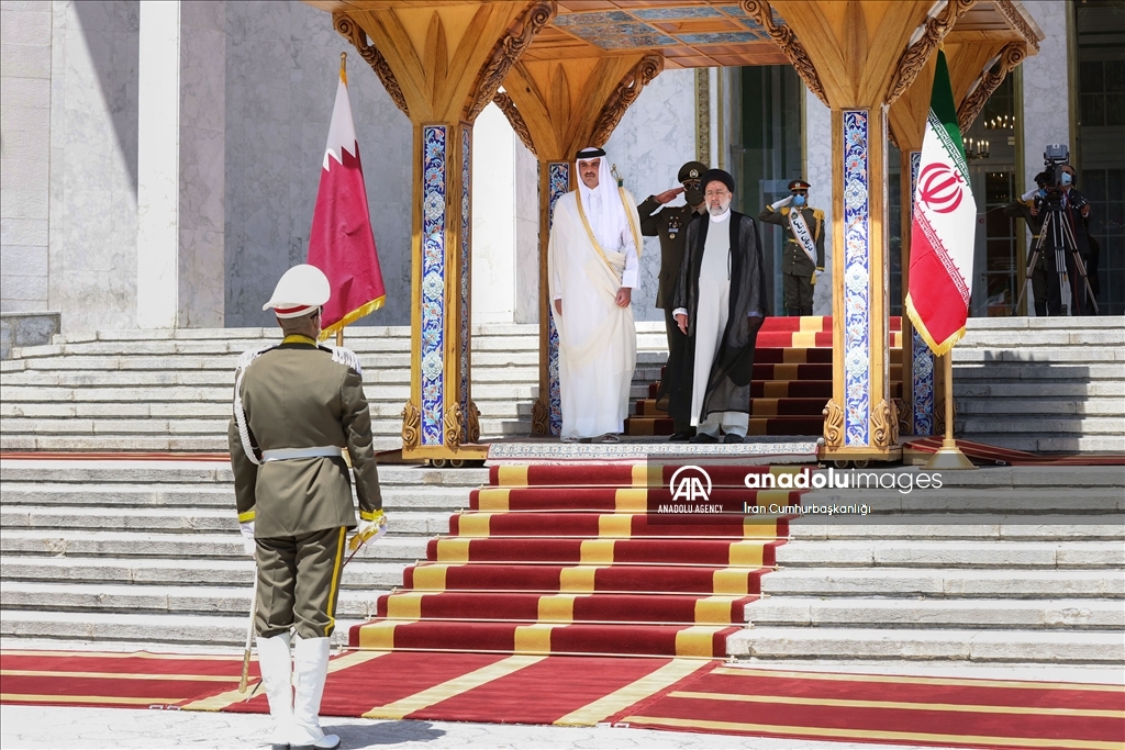 استقبال رسمی رئيس‌جمهور ایران از امیر قطر