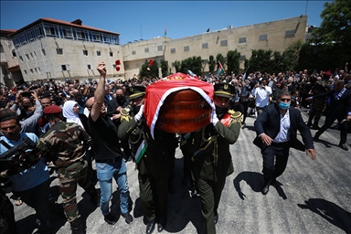 Procesión fúnebre por la asesinada periodista Shireen Abu Akleh en Ramala, Cisjordania