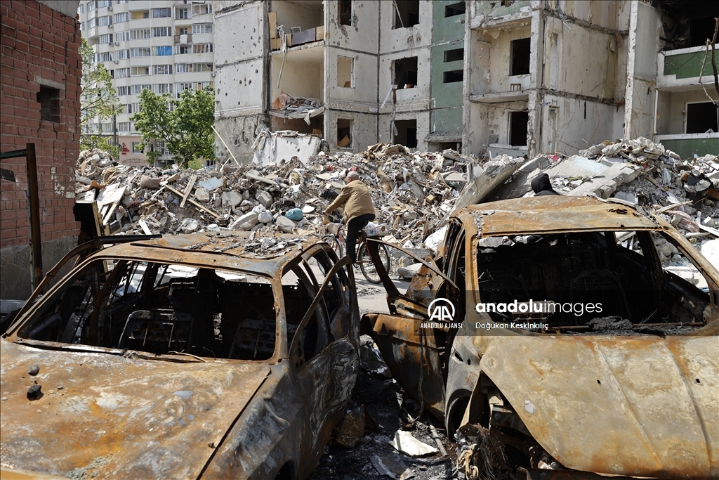 Çernigiv’de savaşın izleri arasında yaşam mücadelesi