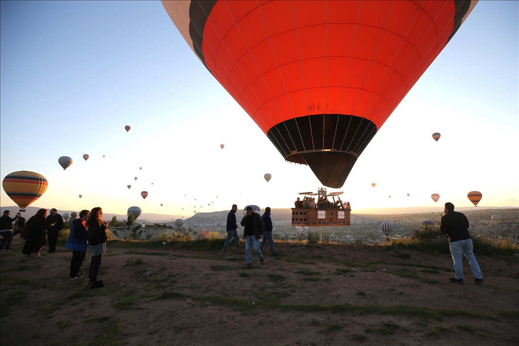Kapadokya'da balon turlarına katılımda rekor bekleniyor