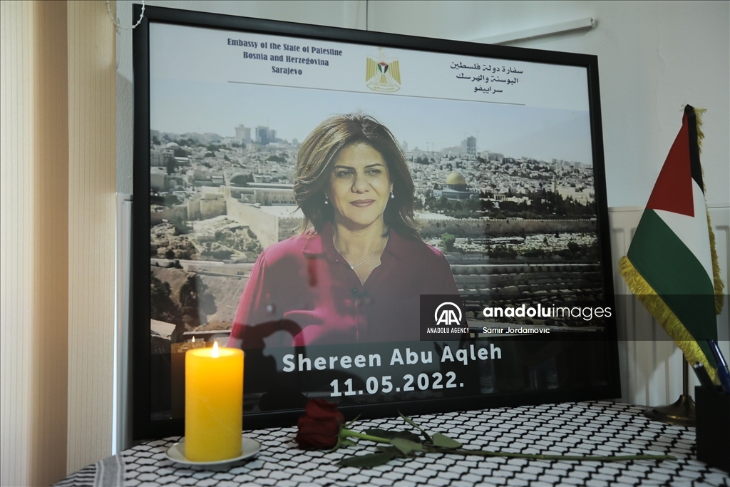 BiH: U palestinskoj ambasadi otvorena knjiga žalosti za ubijenu novinarku Shireen Abu Akleh