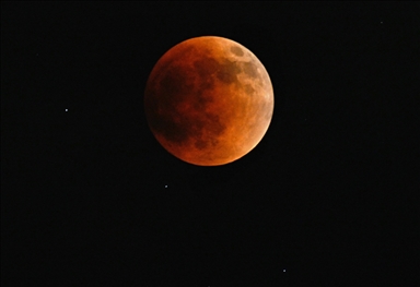 Así se vio el eclipse lunar o 'Luna de sangre' al rededor del mundo 
