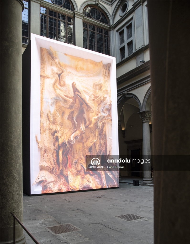Refik Anadol'un 'Digital Opera' enstalasyonu İtalya'da sergilendi
