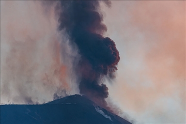 Erupción del Volcán Etna en Italia
