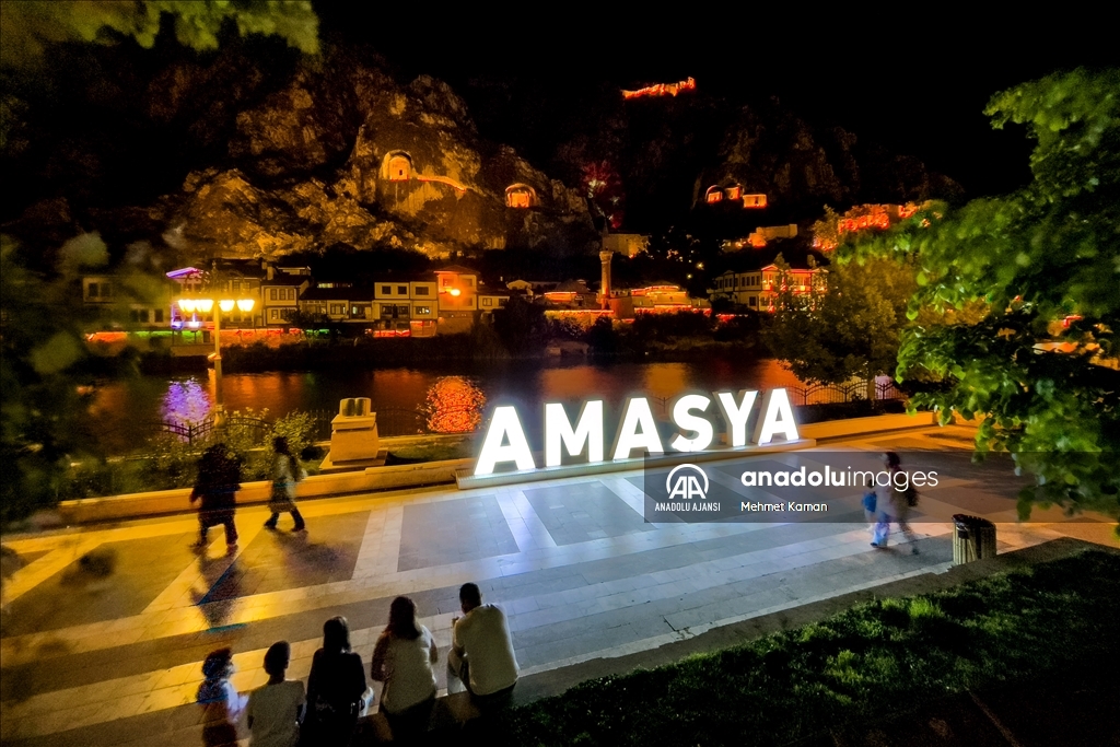 Tarihi kent Amasya ziyaretçilerini bekliyor