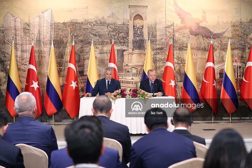 Los presidentes de Turquía y Colombia firmaron acuerdos especiales de cooperación en Estambul