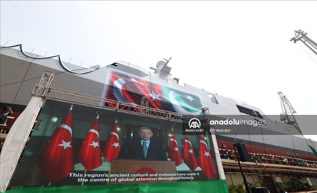 В Пакистане спущен на воду третий корвет турецкого проекта MİLGEM