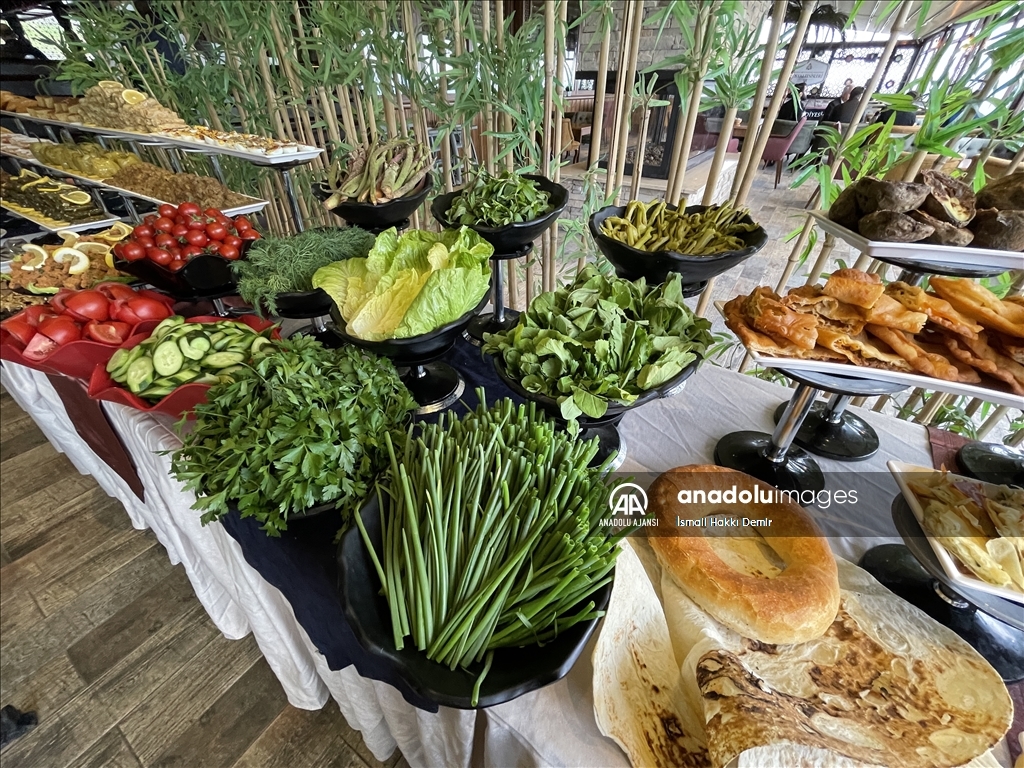 Organik ürünlerden elde edilen Erzurum kahvaltısı görücüye çıktı