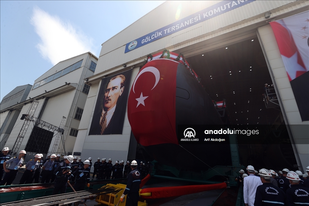 Türkiye Cumhurbaşkanı Erdoğan, Hızırreis Denizaltısı Havuza Çekme ve Selmanreis Denizaltısı İlk Kaynak Töreni'ne katıldı