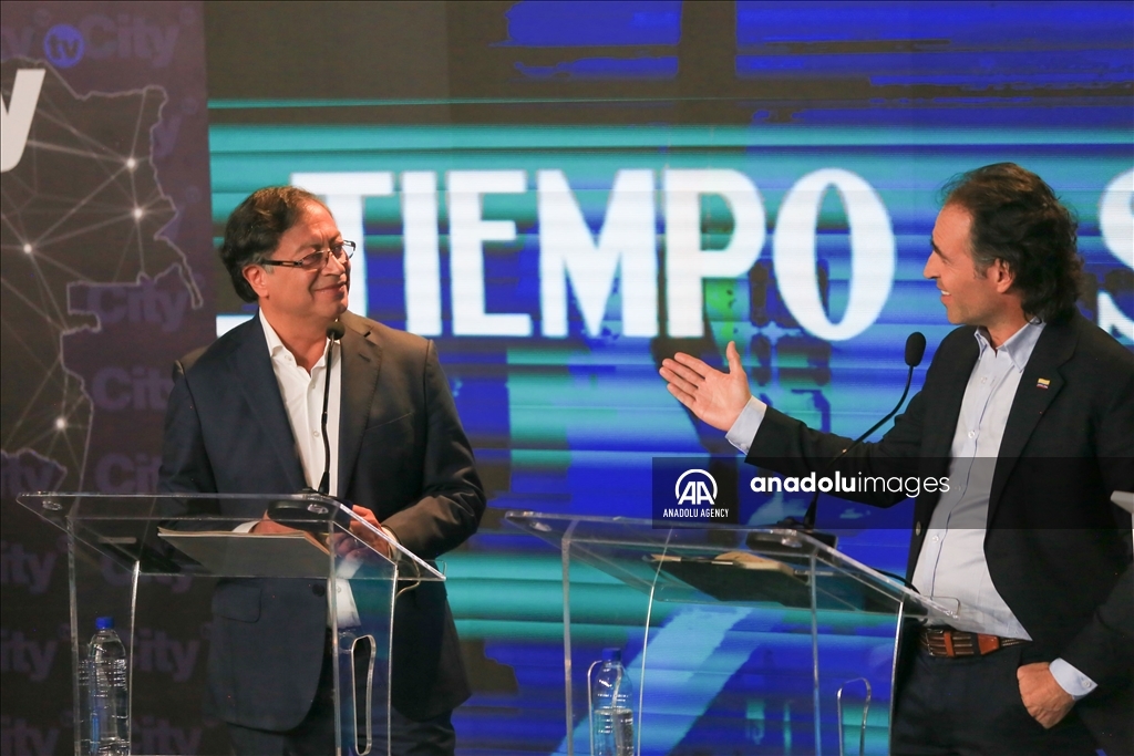 Las mejores imágenes que dejó el debate presidencial en Colombia 6