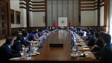 Cumhurbaşkanı Erdoğan, Avrupa şampiyonu Anadolu Efes takımını kabul etti