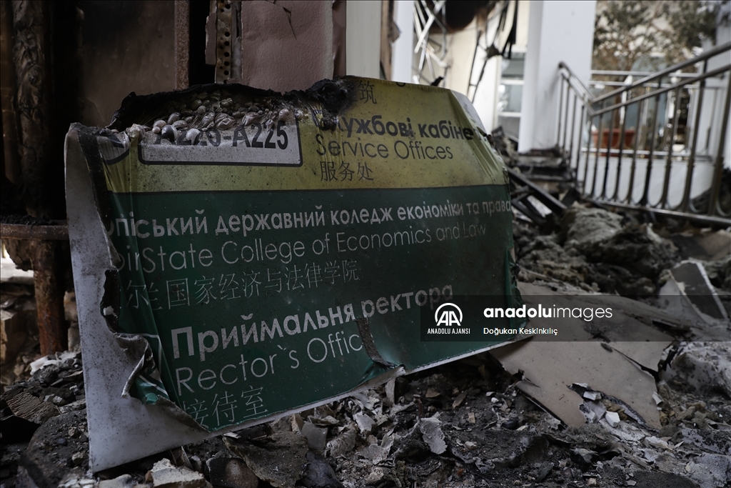 Ukrayna'nın İrpin kentindeki üniversite, Rus saldırılarında siviller için sığınak oldu