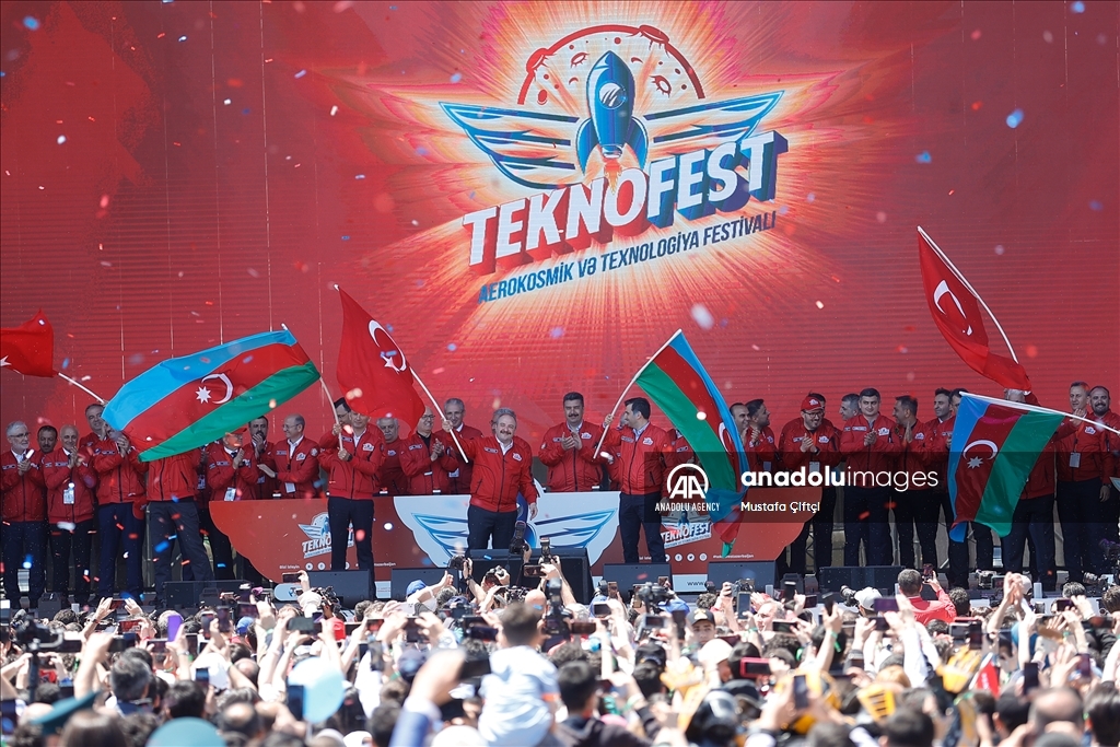 В Баку проходит фестиваль «TEKNOFEST-Азербайджан»