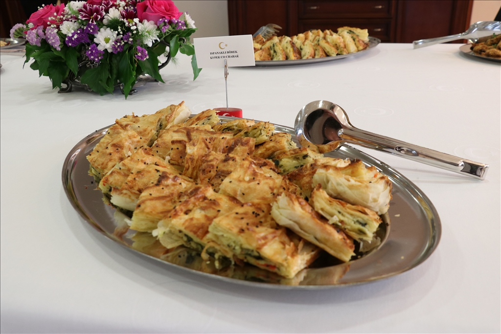 Во Скопје презентирани традиционални турски јадења во рамките на Неделата на турската кујна
