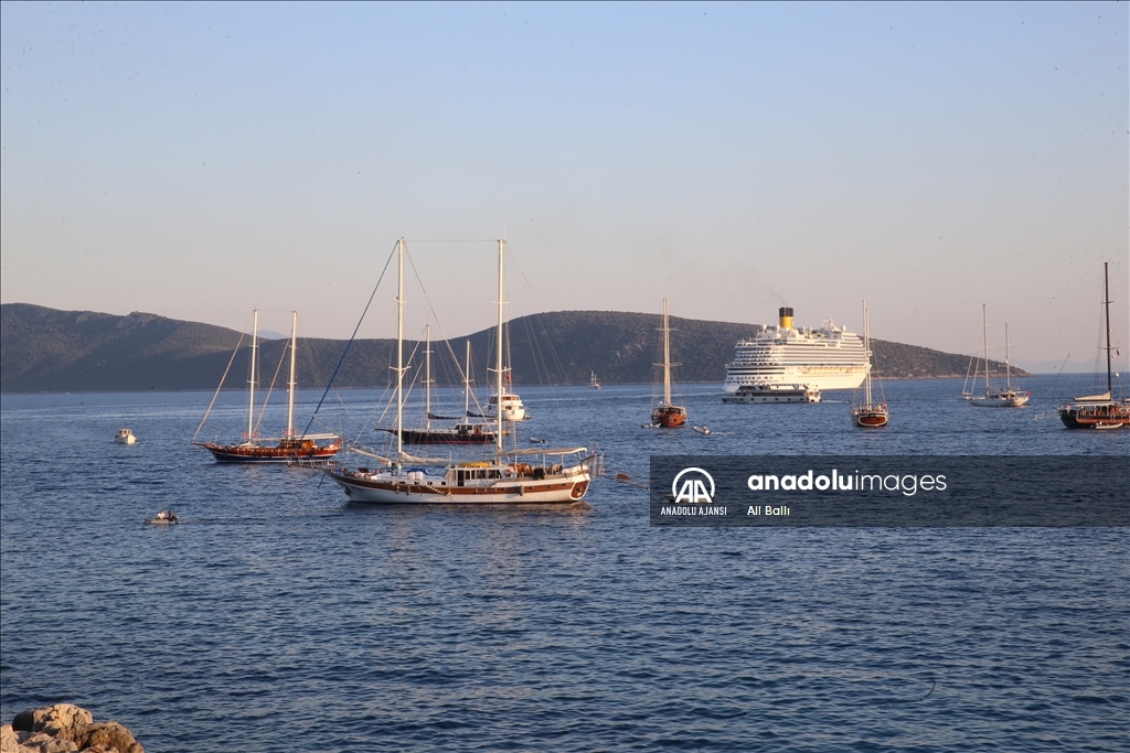 Bodrum'da bu yıl "yüzen oteller" turizm hareketliliğini artıracak