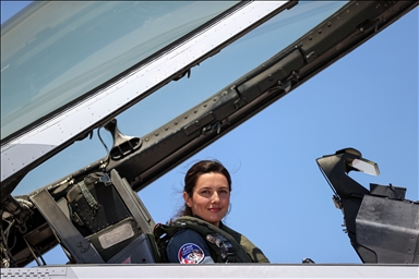 "Savaşan Şahin" F-16'lar, kadın pilotların kumandasında vatanı koruyor