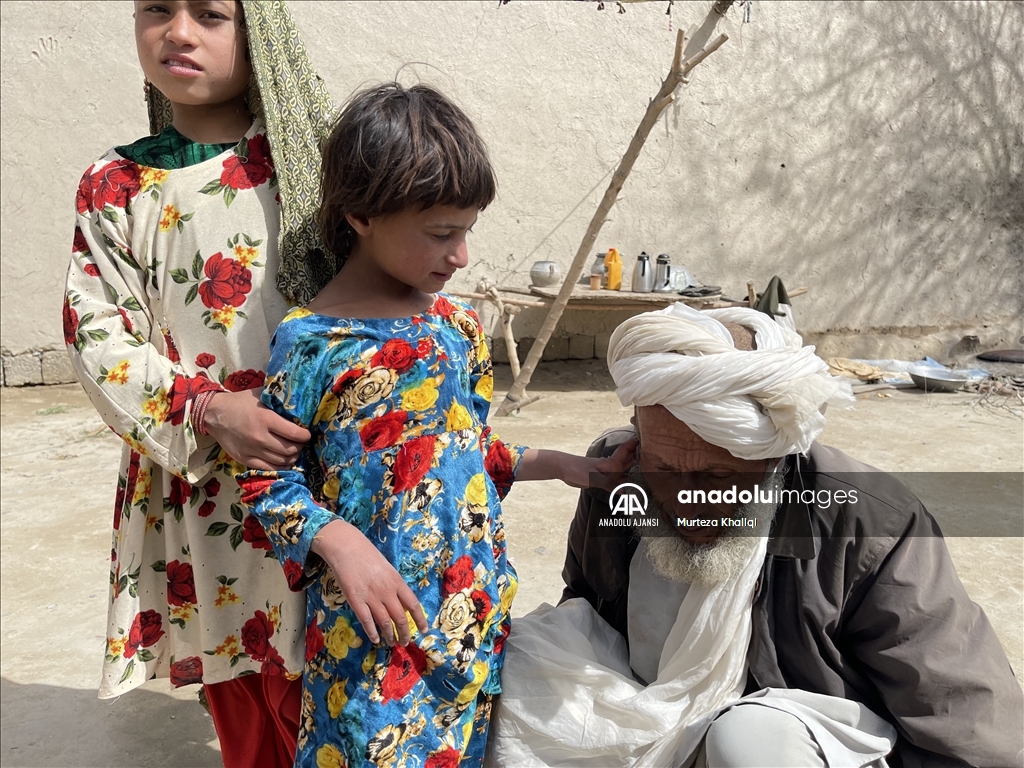 ABD'nin hava saldırısında ailesini kaybeden Afgan kız, yaşadığı travmayı atlatamıyor
