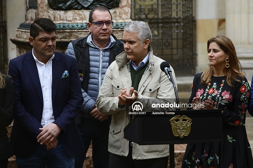 El presidente de Colombia, Iván Duque Márquez, depositó su voto y habló ante los medios en las elecciones presidenciales 2022