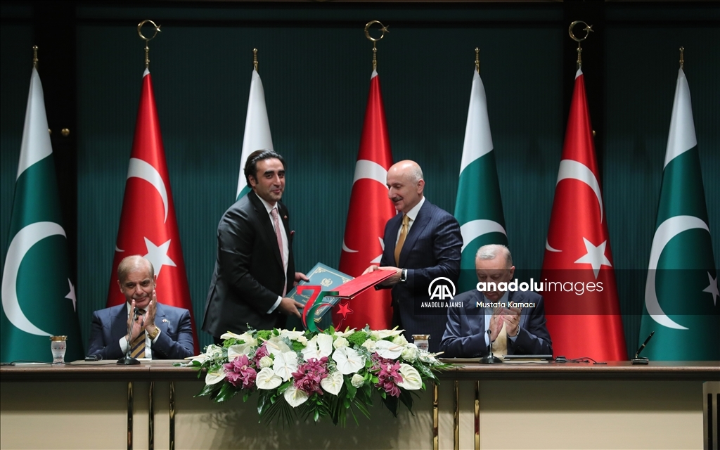 Türkiye ile Pakistan arasında 7 anlaşma imzalandı