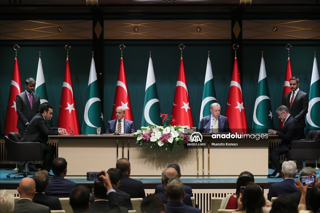 Türkiye ile Pakistan arasında 7 anlaşma imzalandı