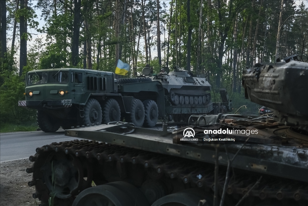 Ukrayna askeri konvoyu Kiev bölgesinde görüntülendi