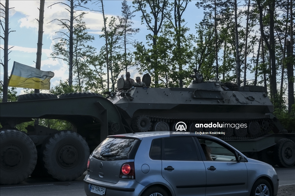 Ukrayna askeri konvoyu Kiev bölgesinde görüntülendi