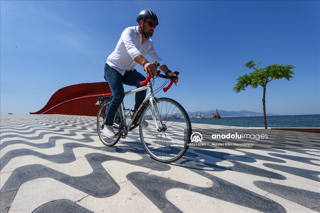 بزرگداشت روز جهانی دوچرخه‌سواری در ازمیر