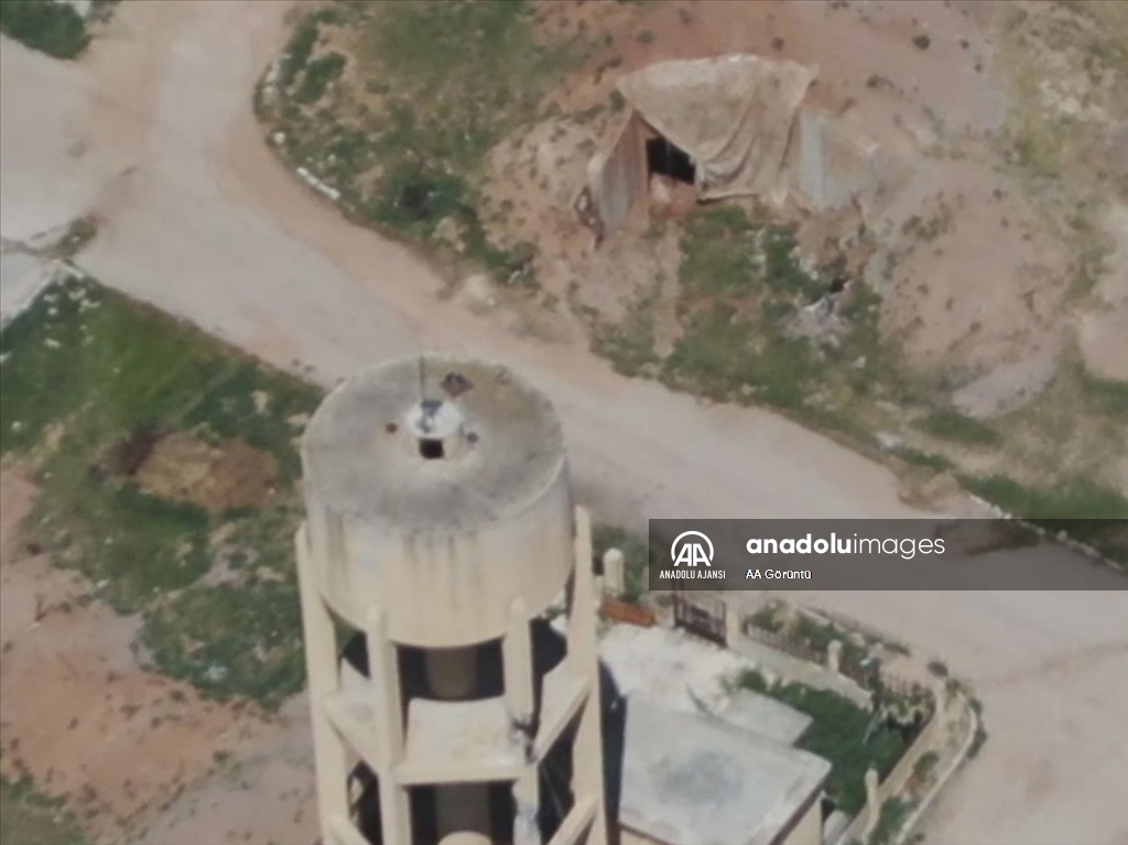 Terör örgütü YPG/PKK, Tel Rıfat ve çevre köylerde tünel kazıp silah saklıyor