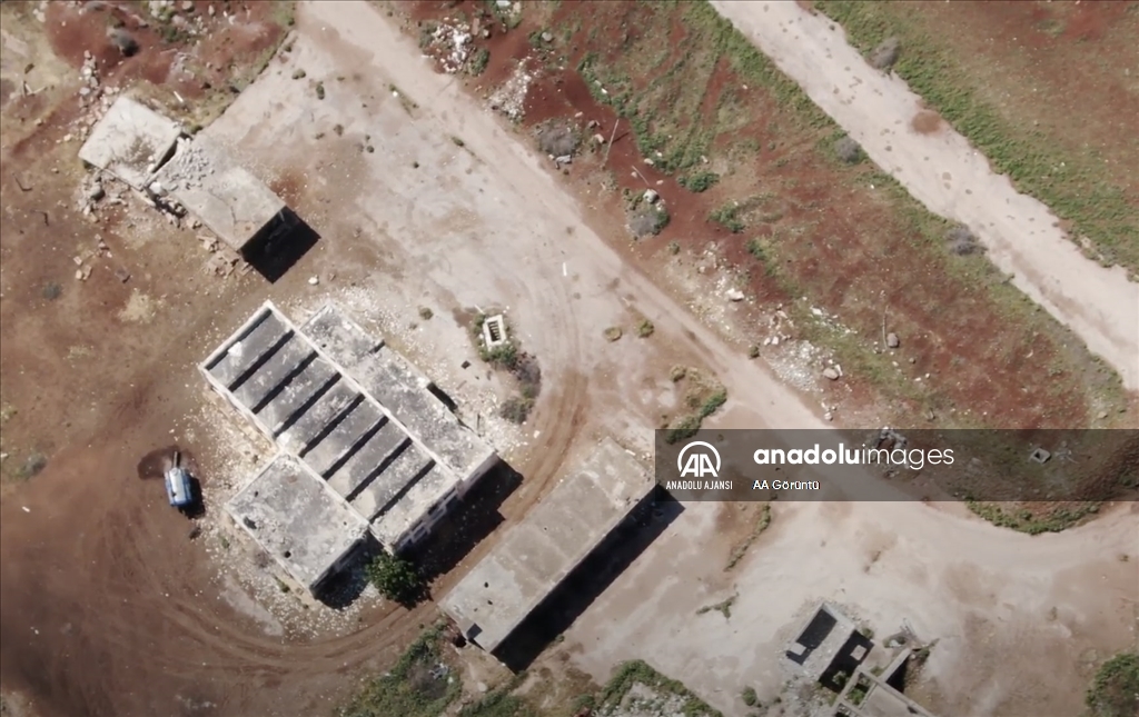 Terör örgütü YPG/PKK, Tel Rıfat ve çevre köylerde tünel kazıp silah saklıyor